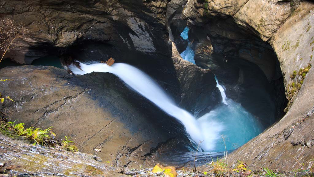 The very top waterfall in the network at Trümmelbachfälle